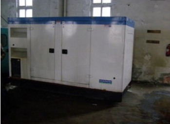 防城港康明斯150kw大型柴油二手发电机组 防城港康明斯150kw大型柴油二手发电机组